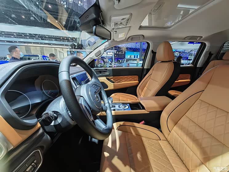 2021成都车展:长城旅装炮新涂装亮相