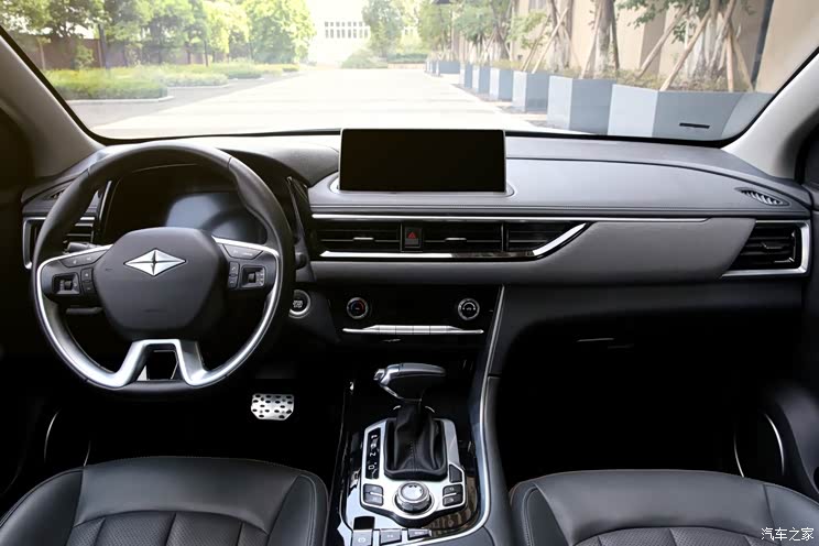 将于8月25日上市 北汽瑞翔X5内饰首发