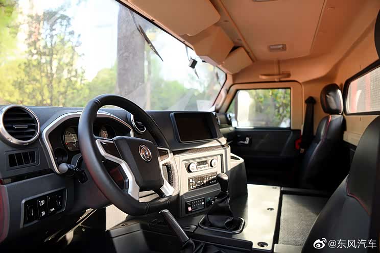 售66.88万元 民用版东风猛士M50上市