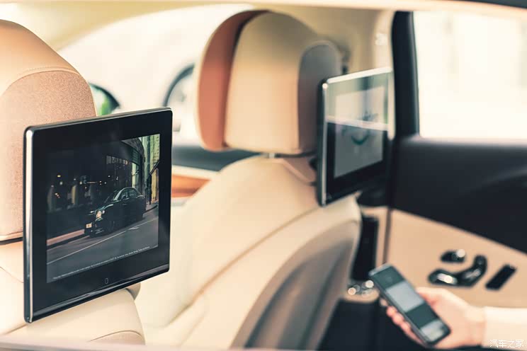 宾利为飞驰和添越配后排信息娱乐系统