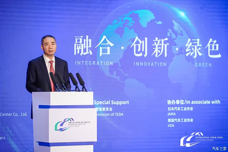 辛国斌:不稳定因素增多 困难挑战依旧