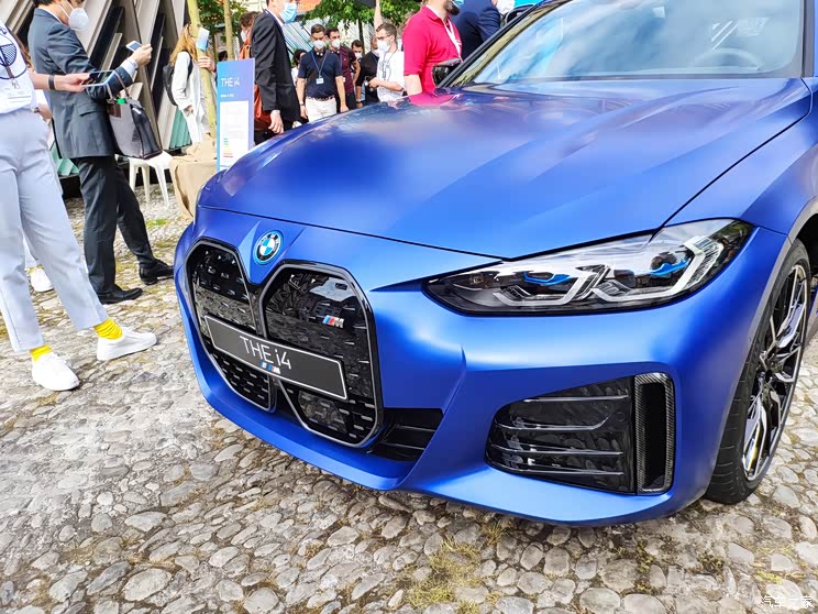 2021慕尼黑车展：宝马i4 M50实车亮相