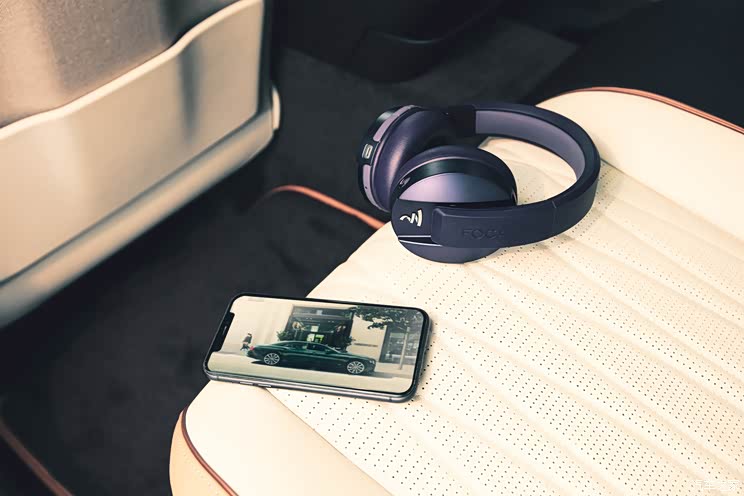 宾利为飞驰和添越配后排信息娱乐系统