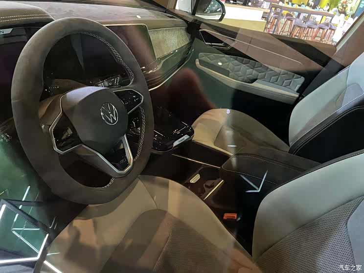 2021成都车展:揽境永恒探索版亮相