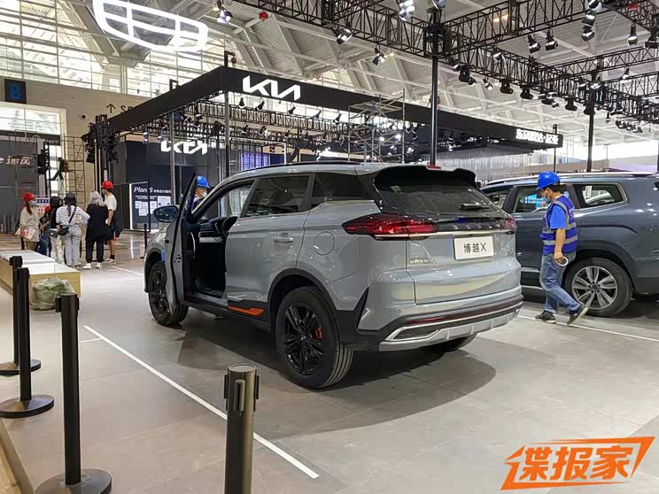 2021天津车展探馆:吉利博越X实车曝光