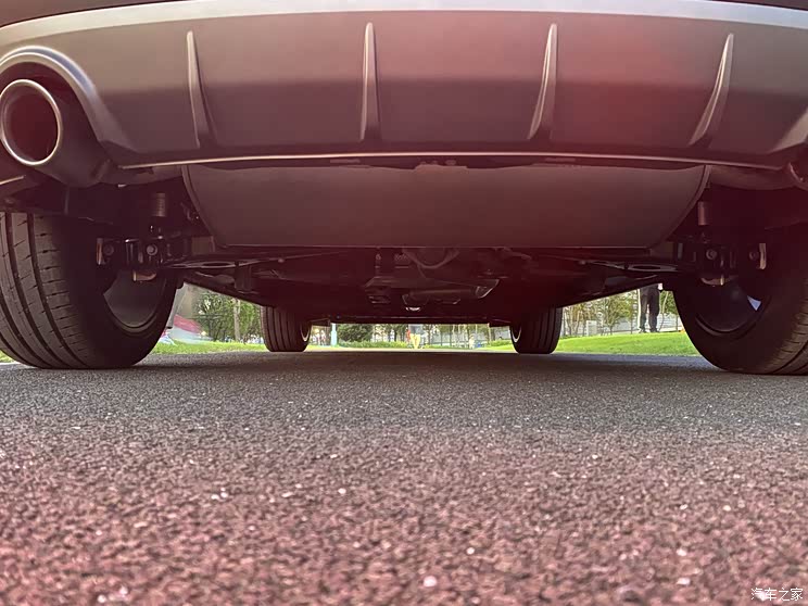 售13.98万元起 领克06三款新车正式上市