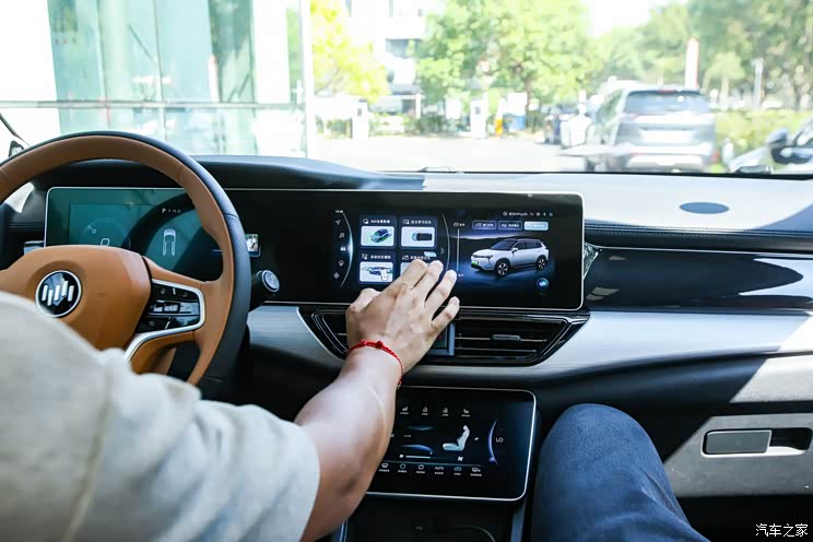 自动泊车性能提升 威马W6迎九大OTA升级