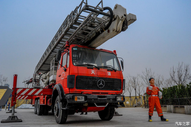 【说客】烈火雄心(三)博浪涛40-2T1登高消防车_汽车之家