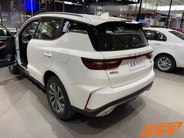 2021天津车展探馆：吉利远景X6 PRO