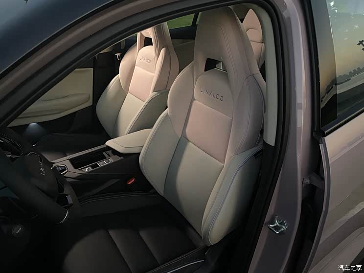 售13.98万元起 领克06三款新车正式上市