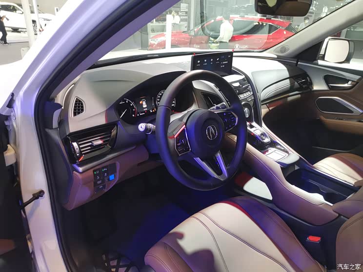 2021天津车展:讴歌RDX钛金暗夜限量版