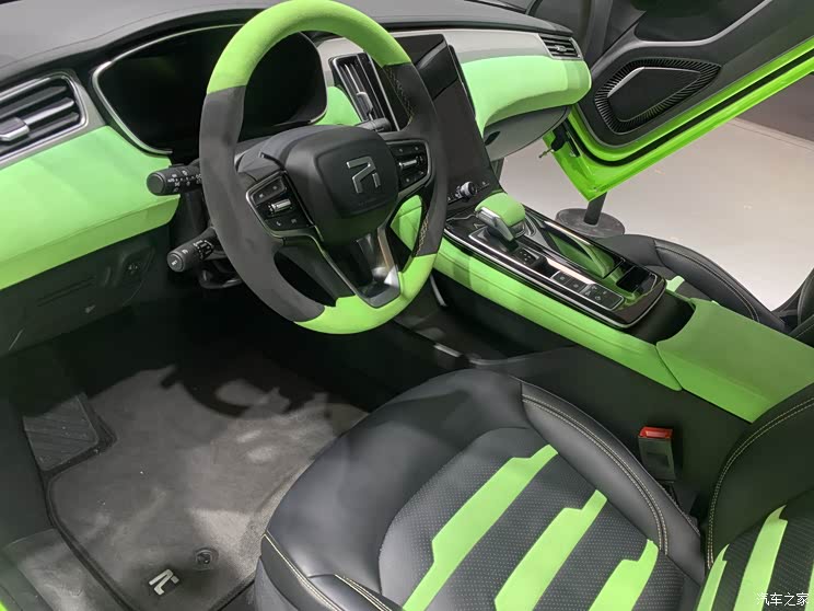 2021天津车展:R汽车 ER6特别版首发
