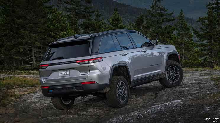 全面升级 全新大切诺基更多官图发布