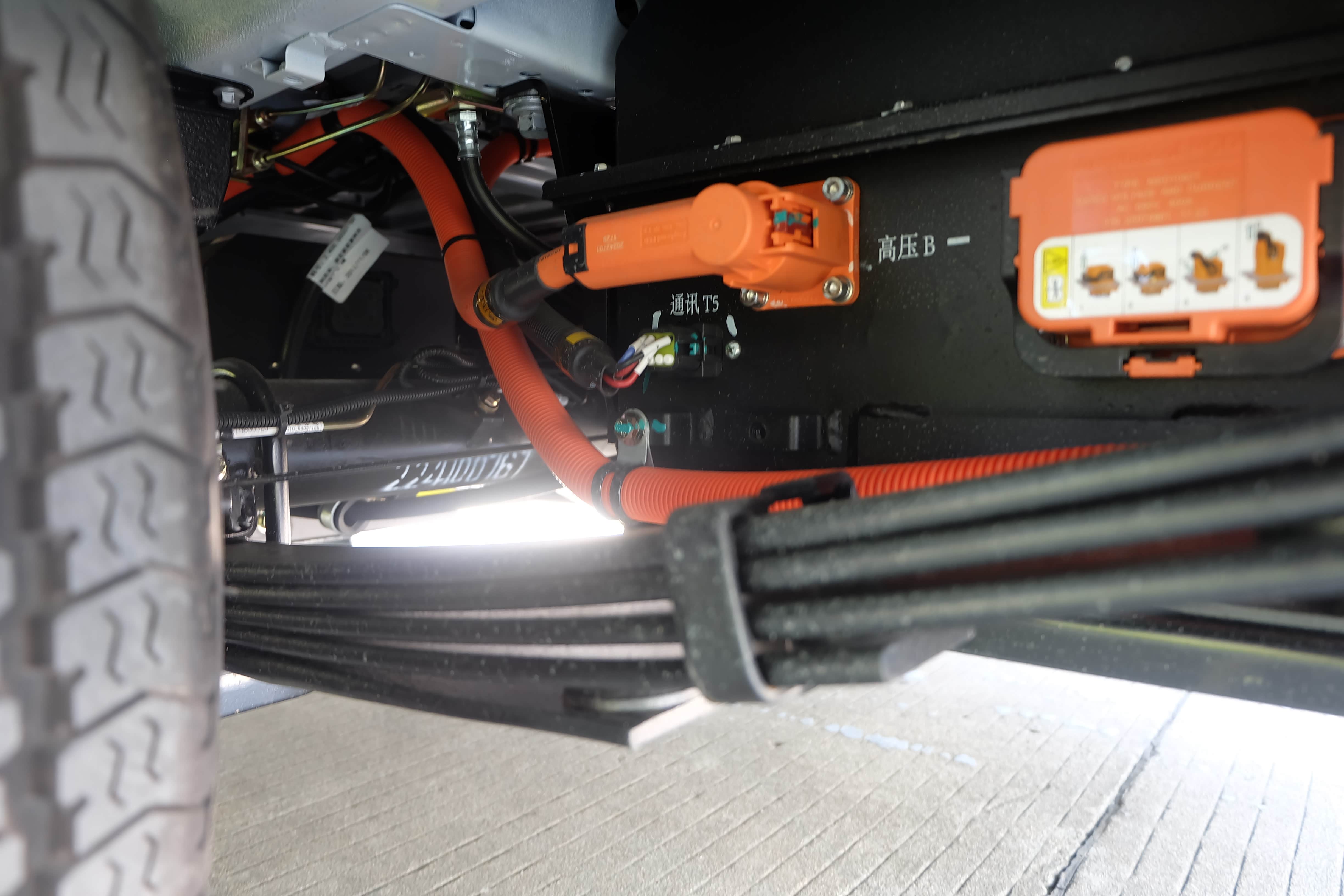 摄于厦门金龙联合汽车工业有限公司