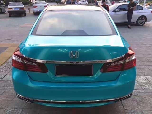 本田雅阁超亮金属珊瑚蓝车身改色