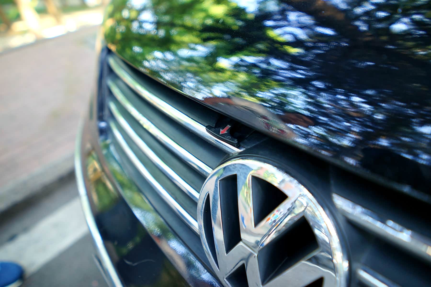 一根开机盖的拉绳体配合双液压挺杆体现出第一批帕萨特的厚道之处。