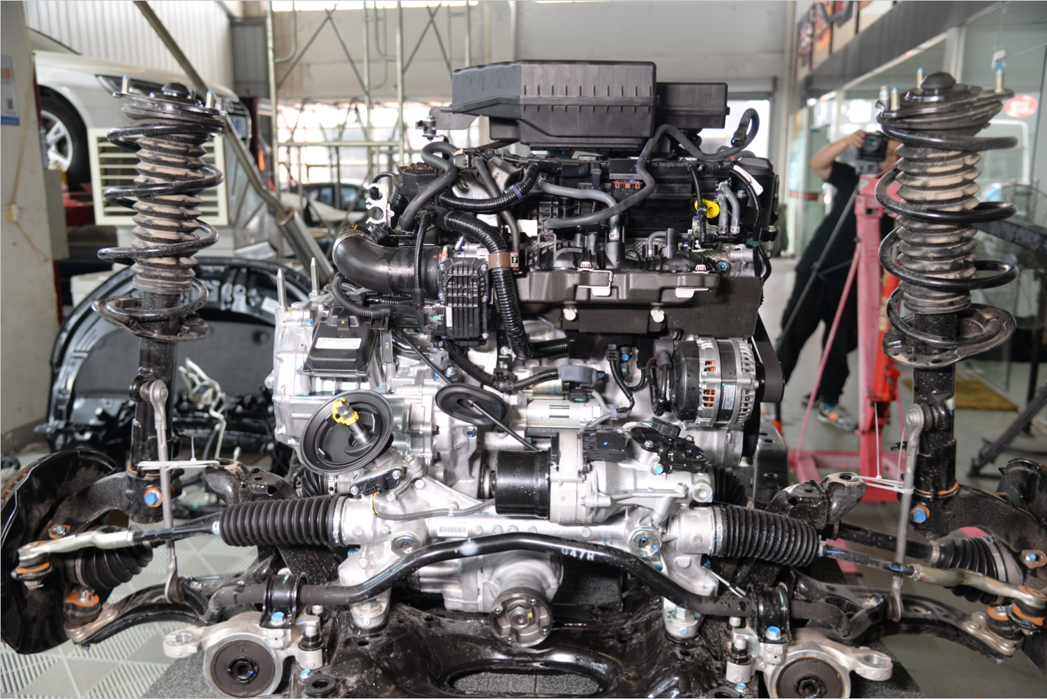 CR-V 1.5T地球梦涡轮增压发动机
