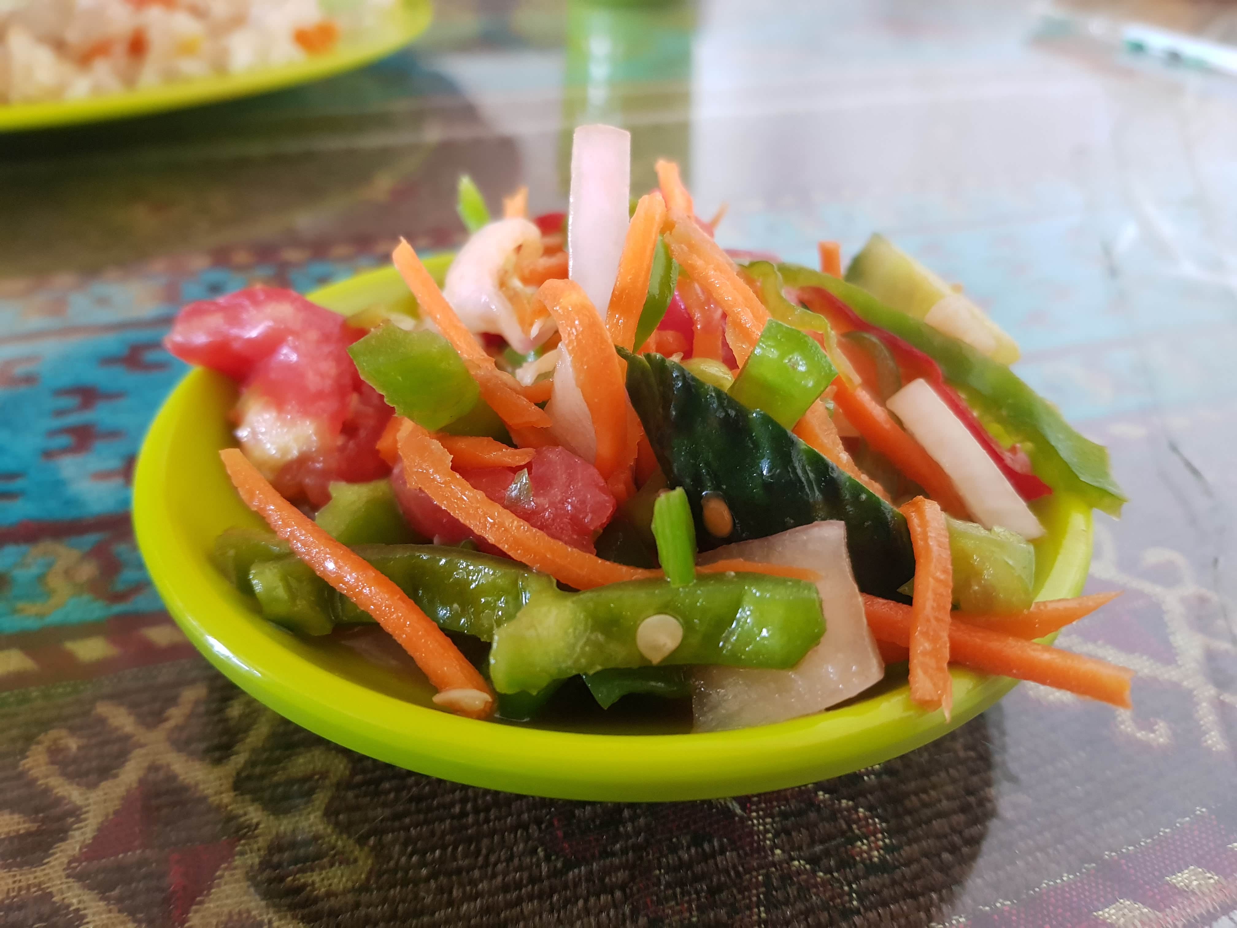 咸菜看着就有食欲。可惜我不怎么吃咸菜