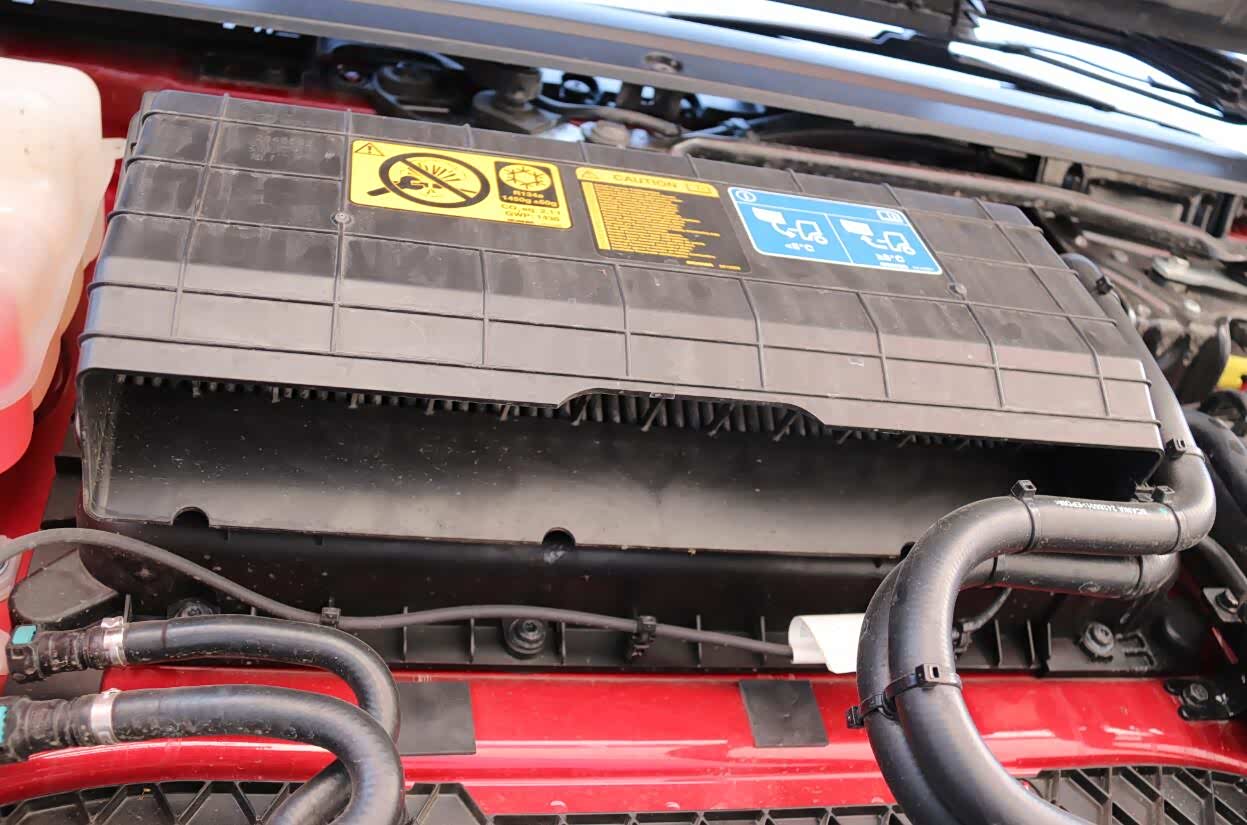 前面罩内的空调滤芯做了防水设计