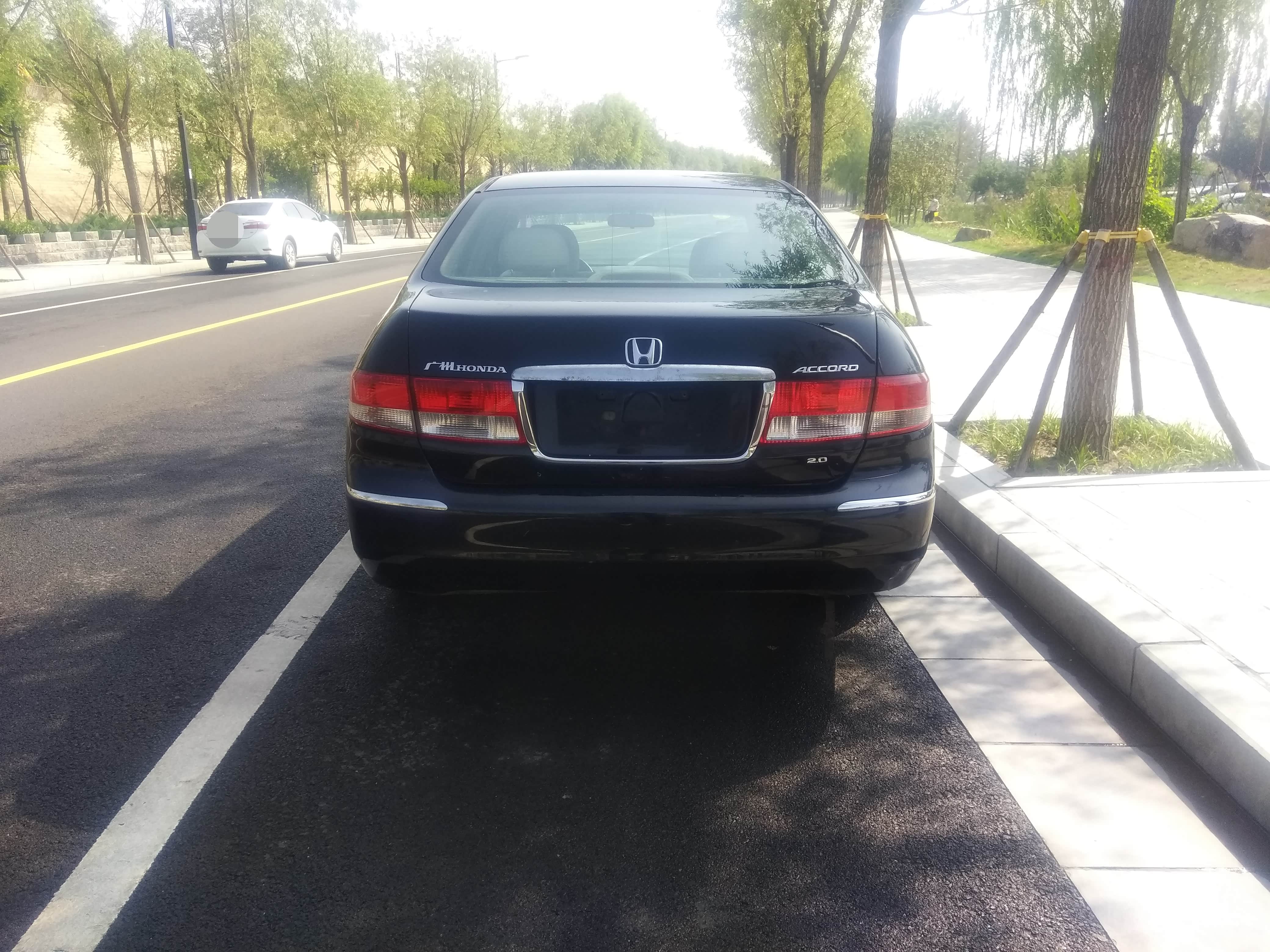 饱满厚实的尾箱