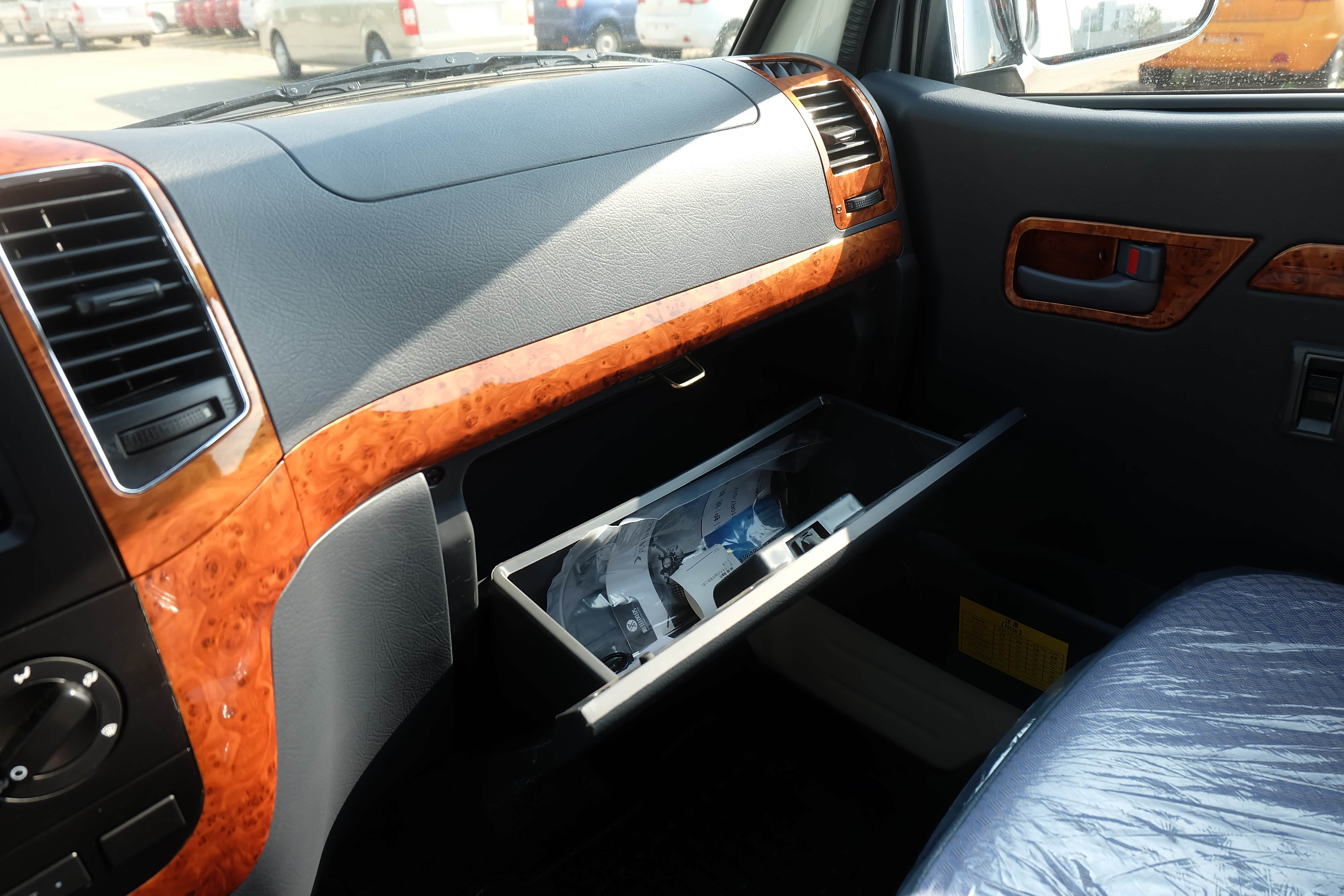 摄于厦门金龙联合汽车工业有限公司