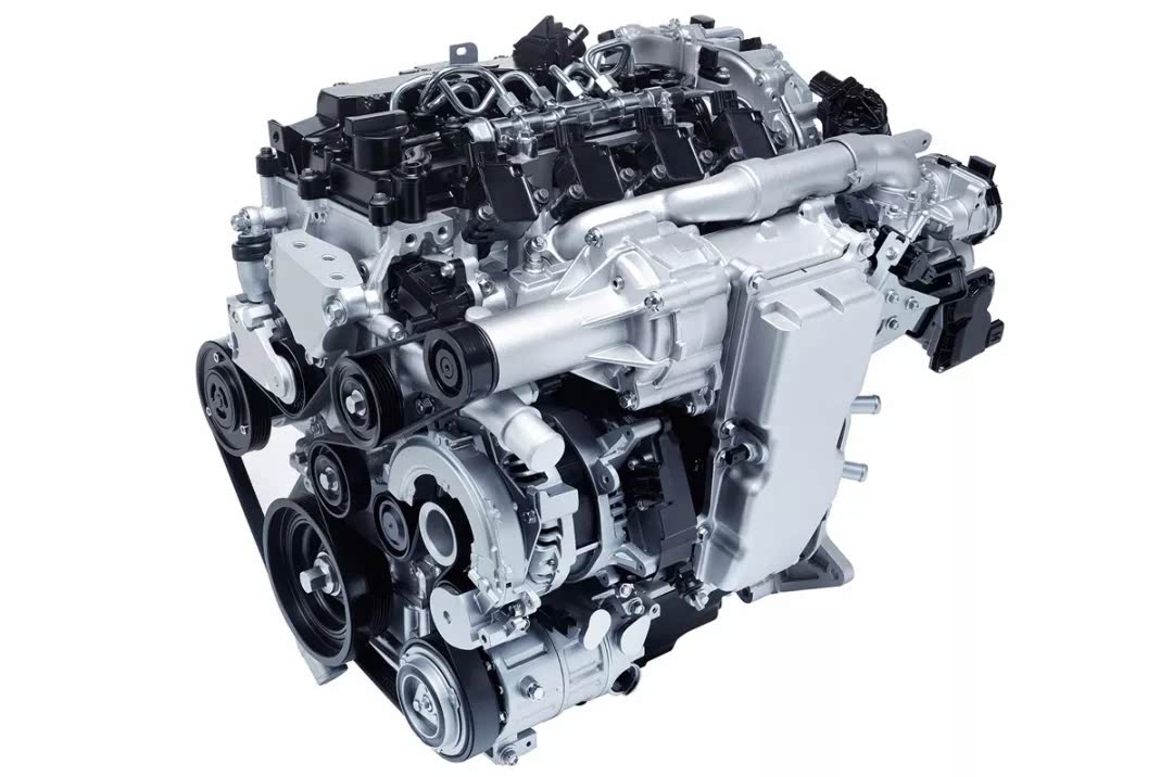 2017年东京车展上马自达公布了
采用HCCI技术的SKYACTIV-X发动机