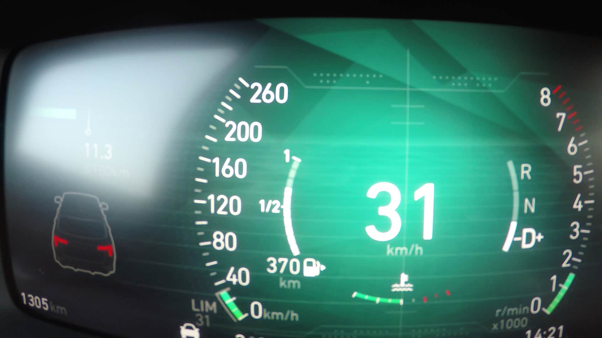 可以看到，仪表板上的图标又变为了灰色，证明这个功能已经进入到了准备模式。