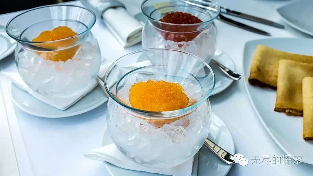 鱼子酱的价格越来越贵，但是和国内的消费相比，俄罗斯无论是西部还是东部都算是非常便宜。