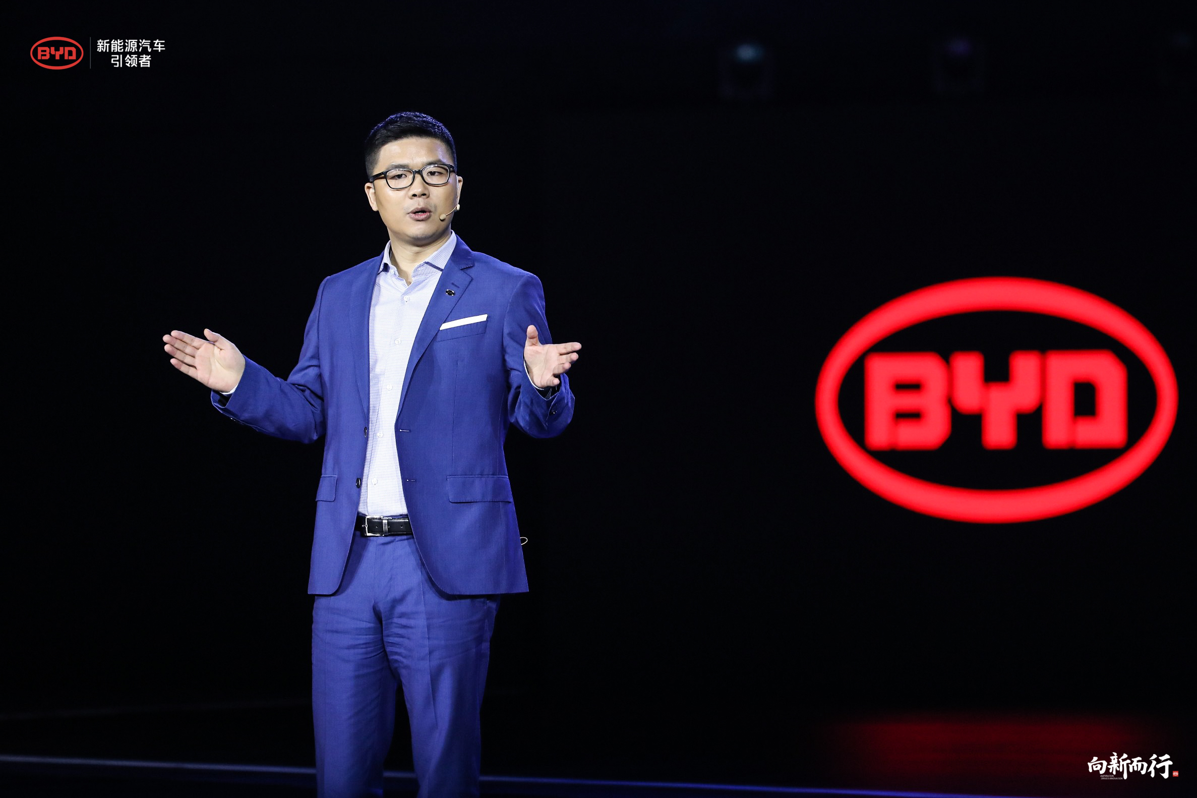 比亚迪汽车销售有限公司总经理 赵长江 先生