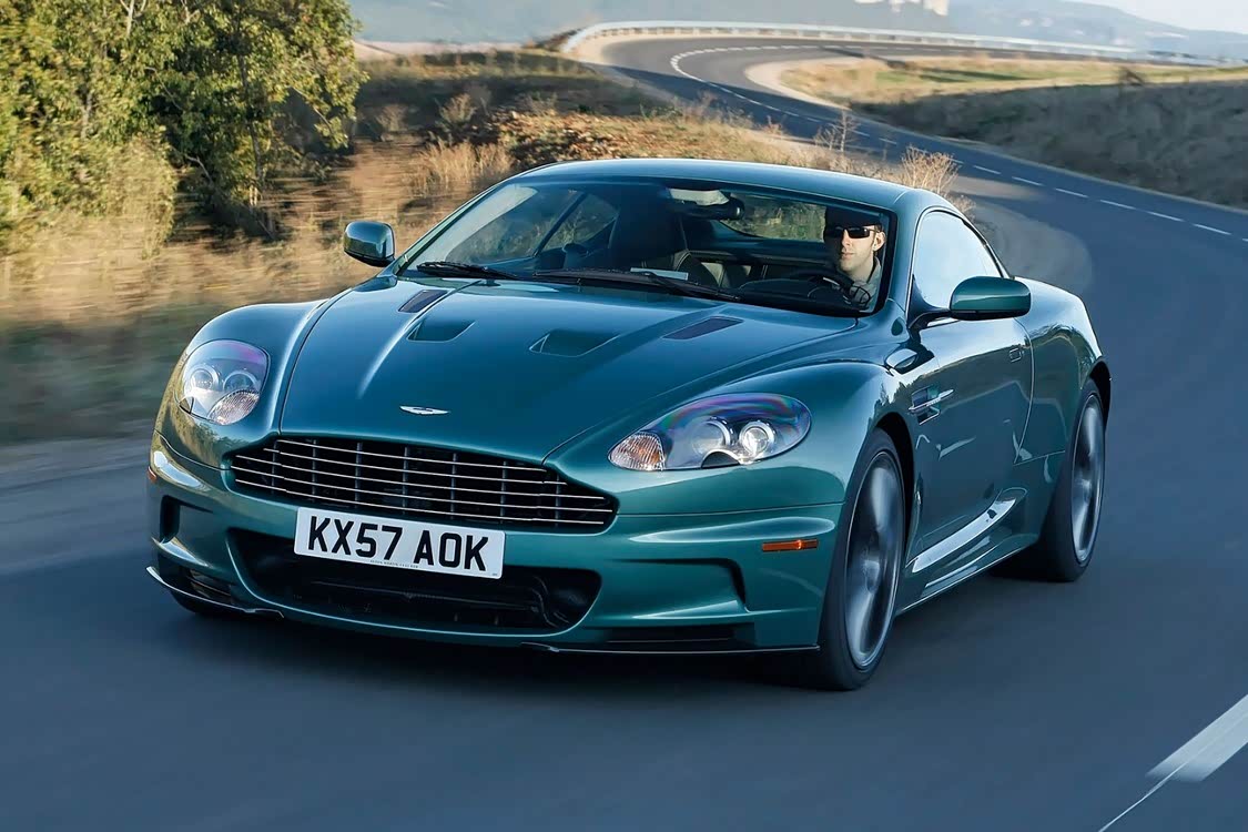 上一代的阿斯顿·马丁 DBS