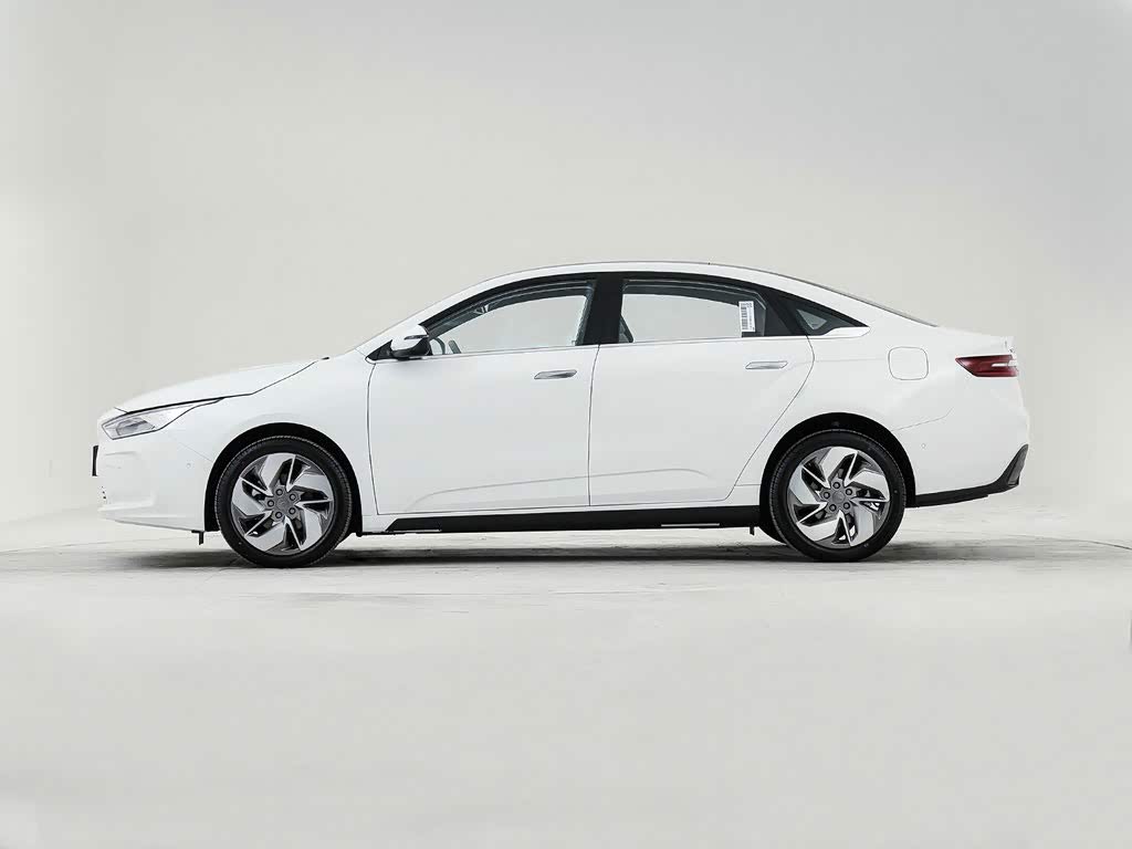 推荐标准续航幂方版 几何a购车手册