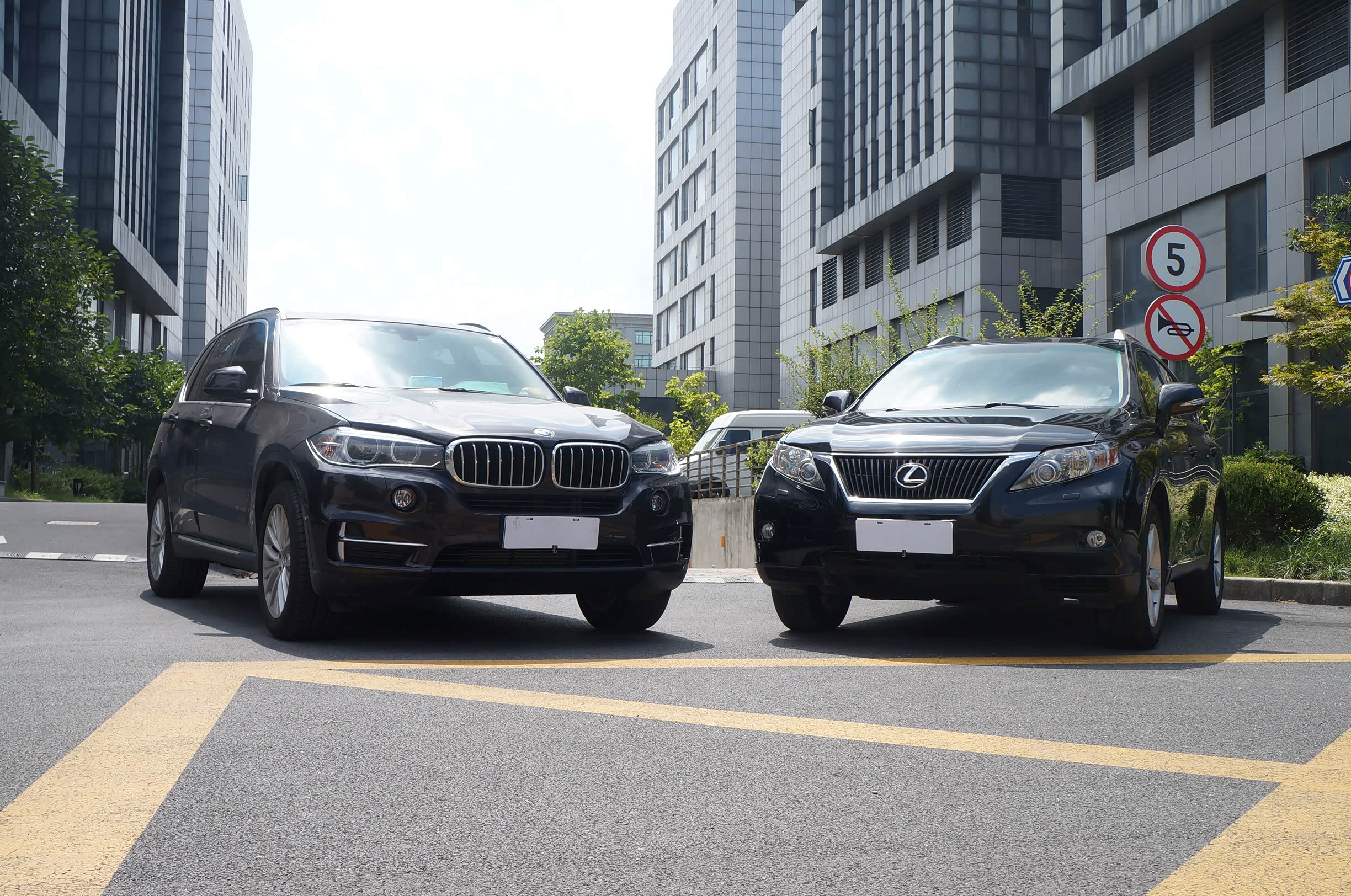 外观的尺寸不输X5