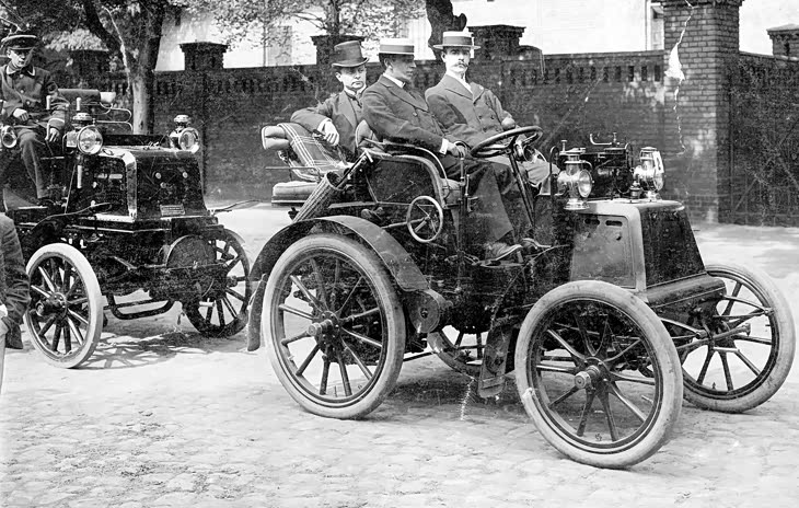 ▲确认一下眼神，上流社会的眼神