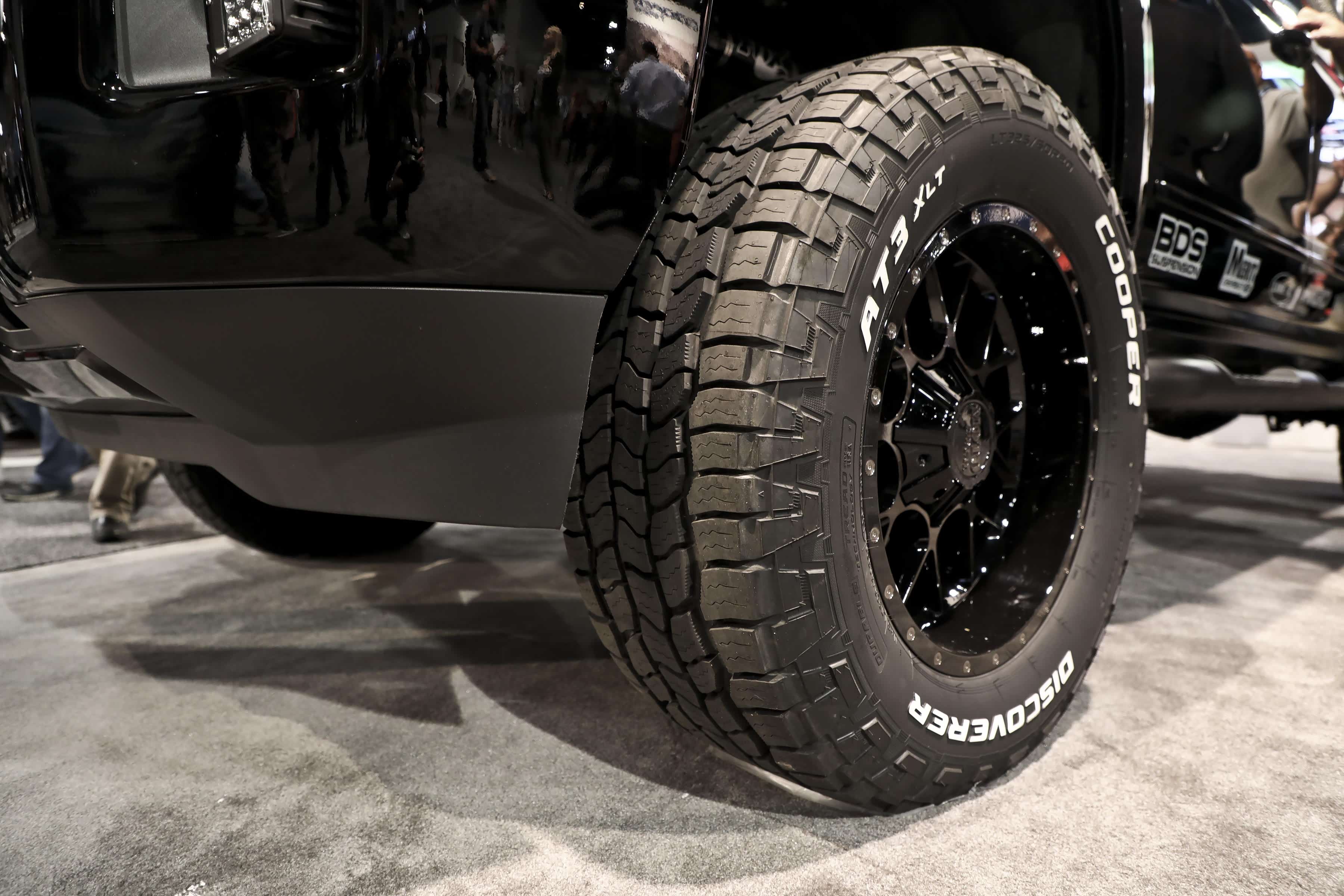 适合重度越野改装的XLT是此次的看点