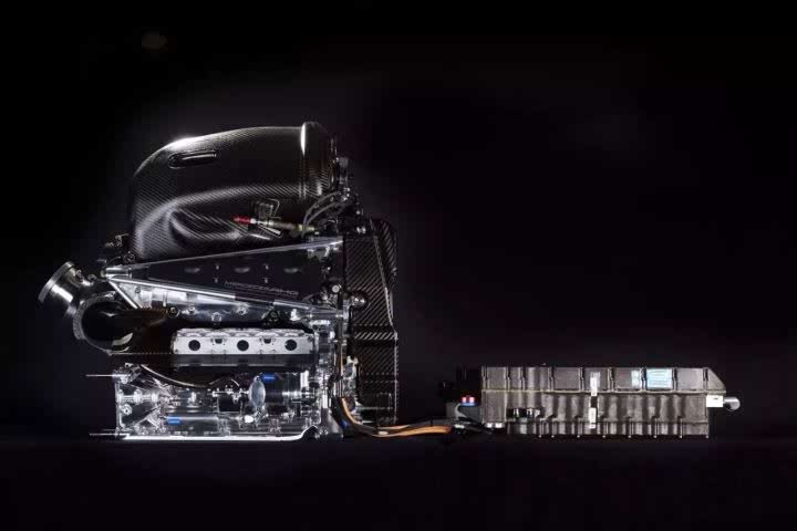 梅奔的hypercar可以看作奔驰f1赛车的公路版,配备红线转速为11000rpm