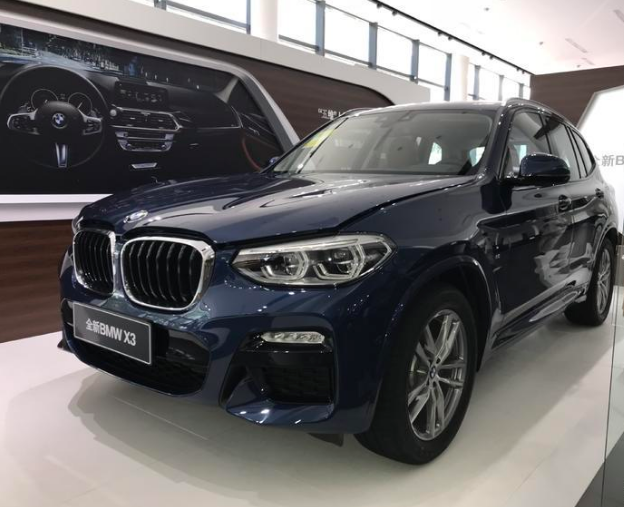 不加长轴距，忠于纯粹，驾驶乐趣才是宝马所追求的中心思想