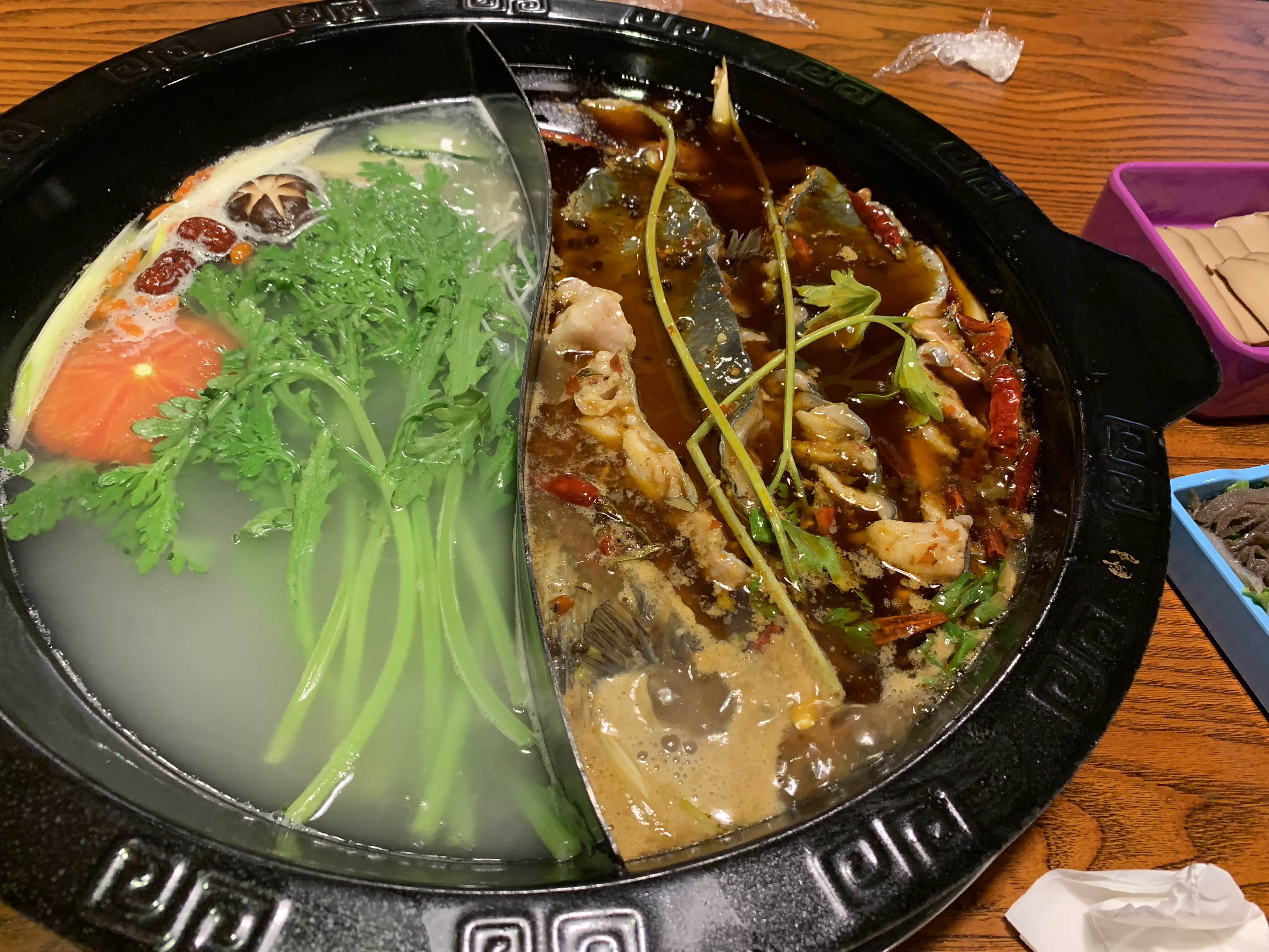 这个是大众点评排名第一的鱼火锅，太好吃了！