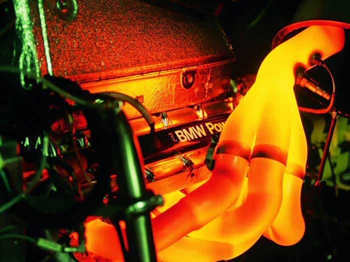 在台架测试的ＢＭＷ发动机