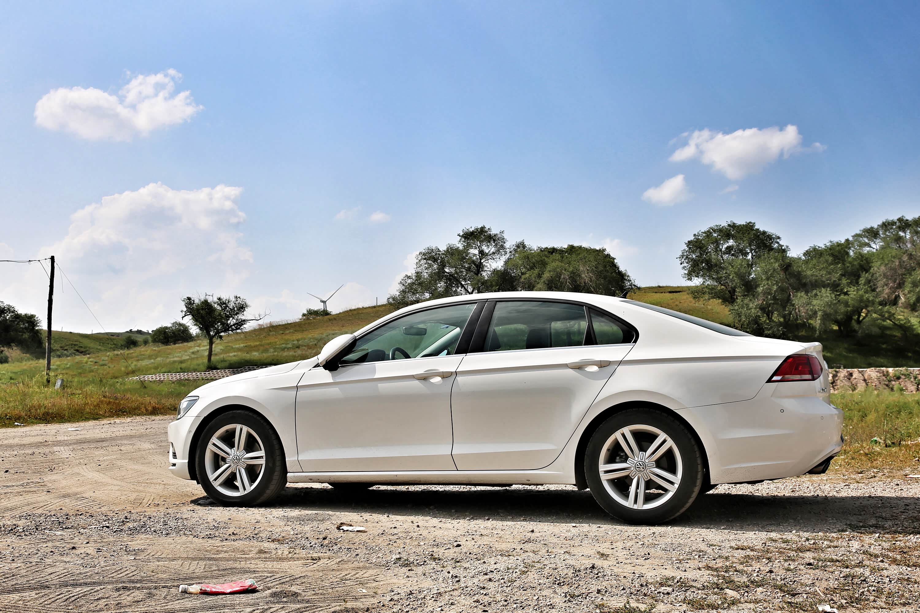 SUV的确可以带你走的更远，但对于塞罕坝并非必要。