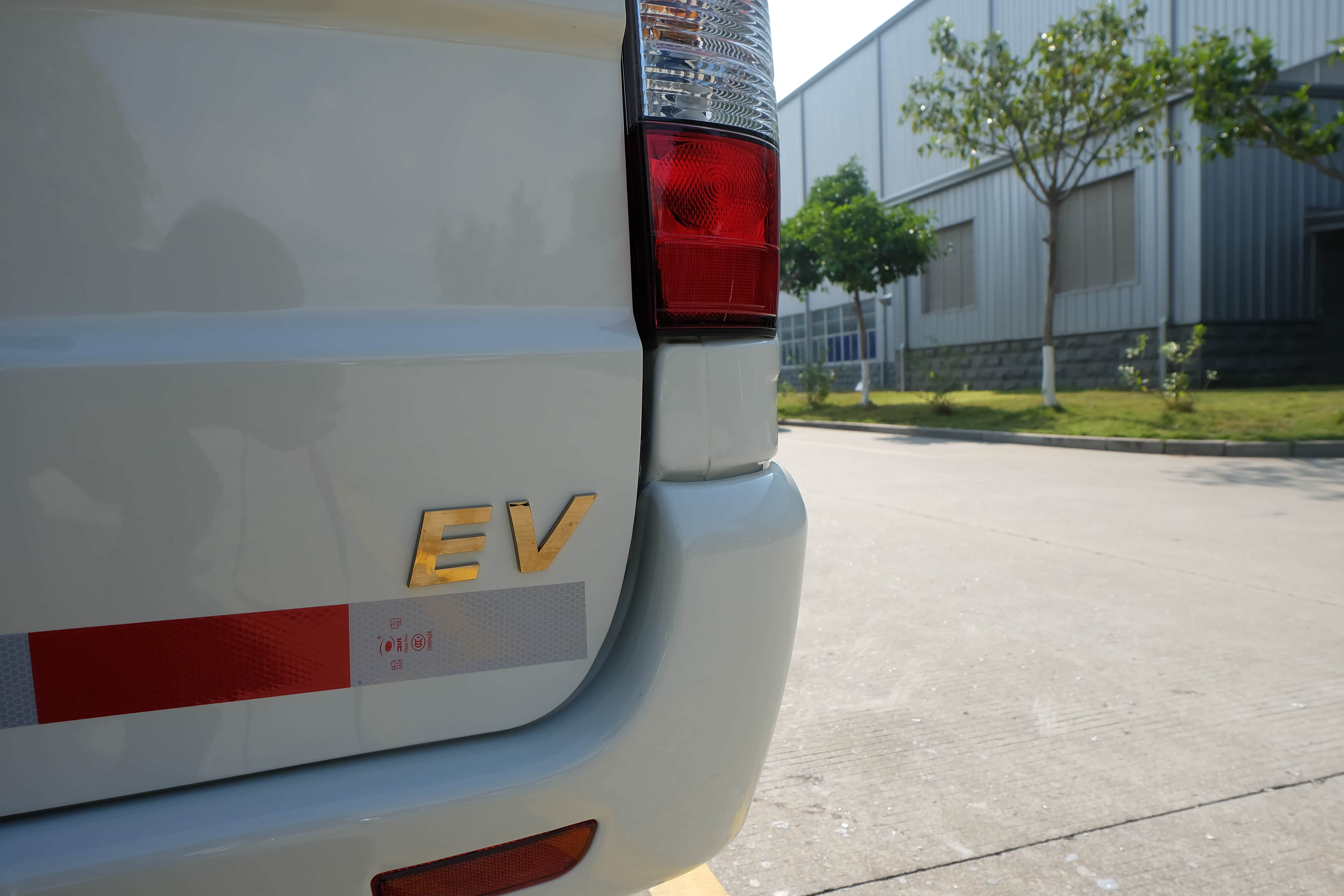 摄于厦门金龙联合汽车工业有限公司