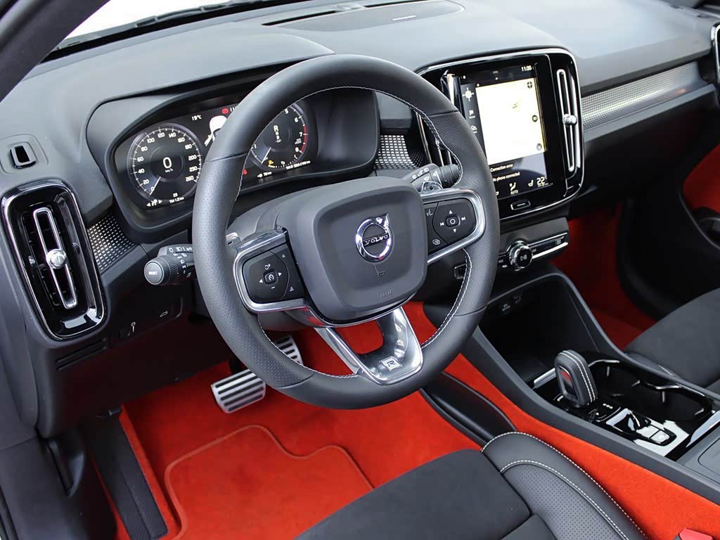 [新闻速报] 沃尔沃xc40正式亮相