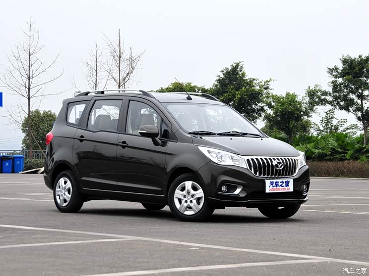 潍柴汽车 英致727 2016款 1.5l 商务版