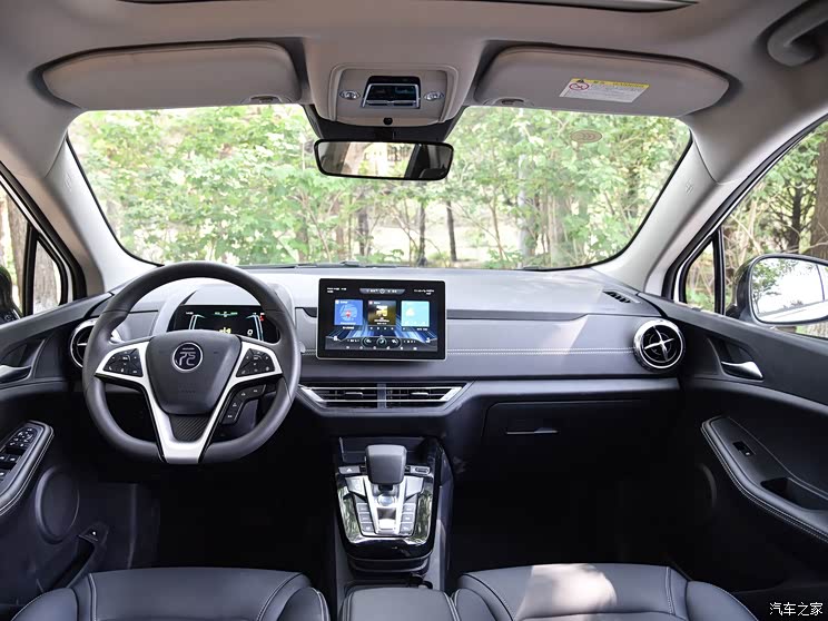 比亞迪 元新能源 2019款 EV535 高能領(lǐng)航版