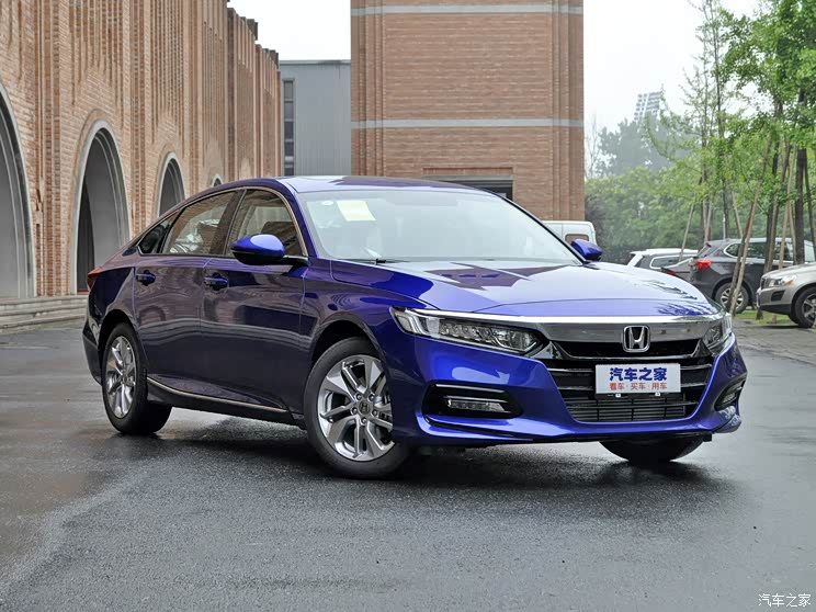 十代雅阁16.98万起!欢迎到店试驾!