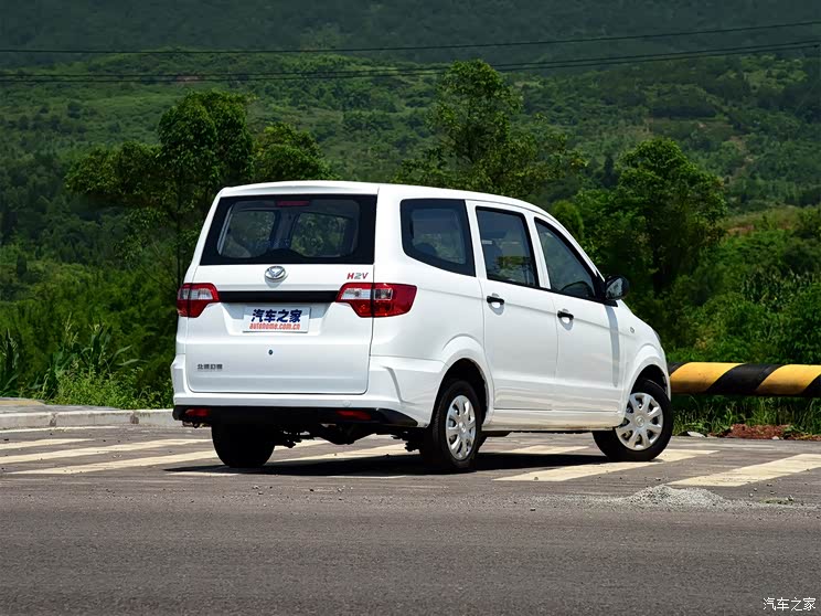 北汽银翔 北汽幻速h2v 2016款 1.5l标准型bj415a