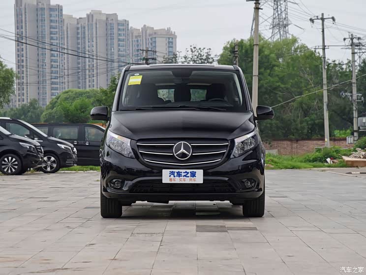 威霆2021款 2.0t 商务版 9座