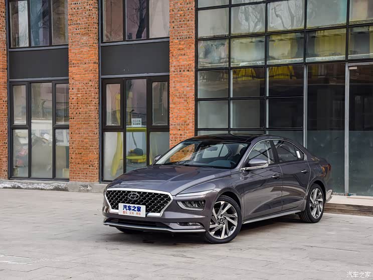 明嘉北京现代名图车型热销中欢迎试驾