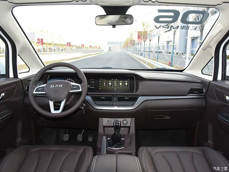 北京汽车制造厂 王牌M7 2022款 1.6L 长轴豪华型 7座