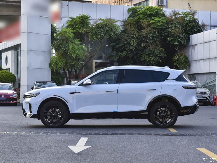 岚图汽车 岚图FREE 2024款 超长续航智驾版