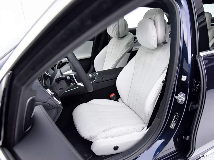 Beijing Benz E-Class 2024 E 300 L distinguished sports type Beijing Benz E-Class 2024 E 300 L distinguished sports type